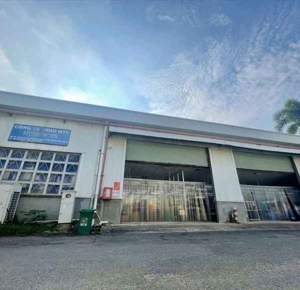 This is our factory — Mishow