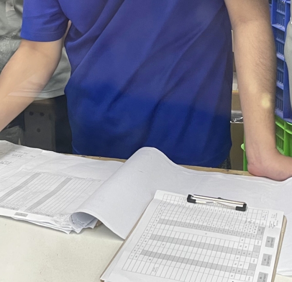 When Late Decisions Become Production Problems